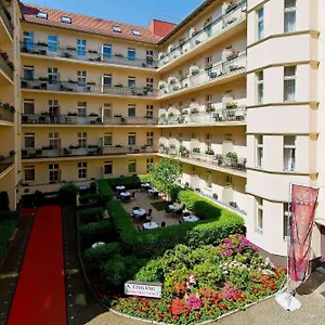 Hotell & Zarenhof Prenzlauer Berg